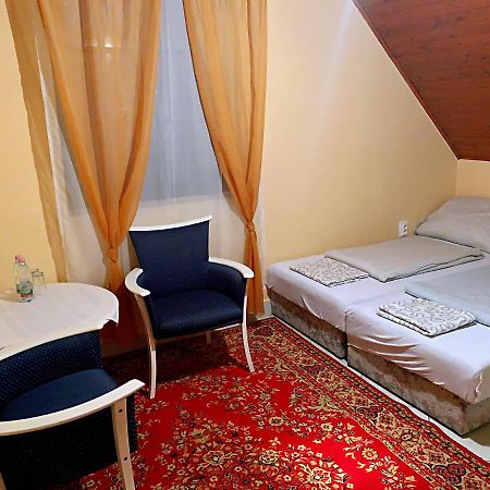 Koloska Apartmanhaz บาลาตอนฟือเรด ภายนอก รูปภาพ