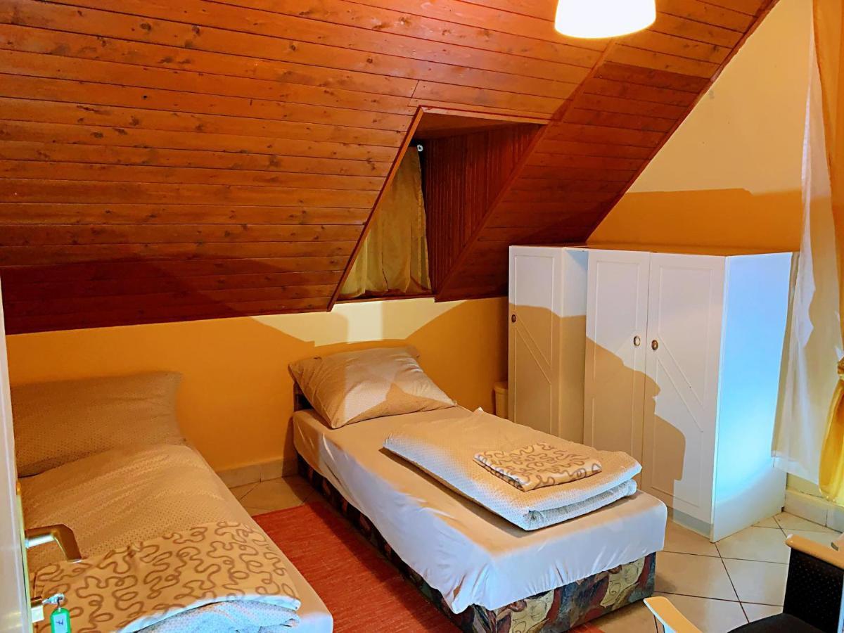 Koloska Apartmanhaz บาลาตอนฟือเรด ภายนอก รูปภาพ