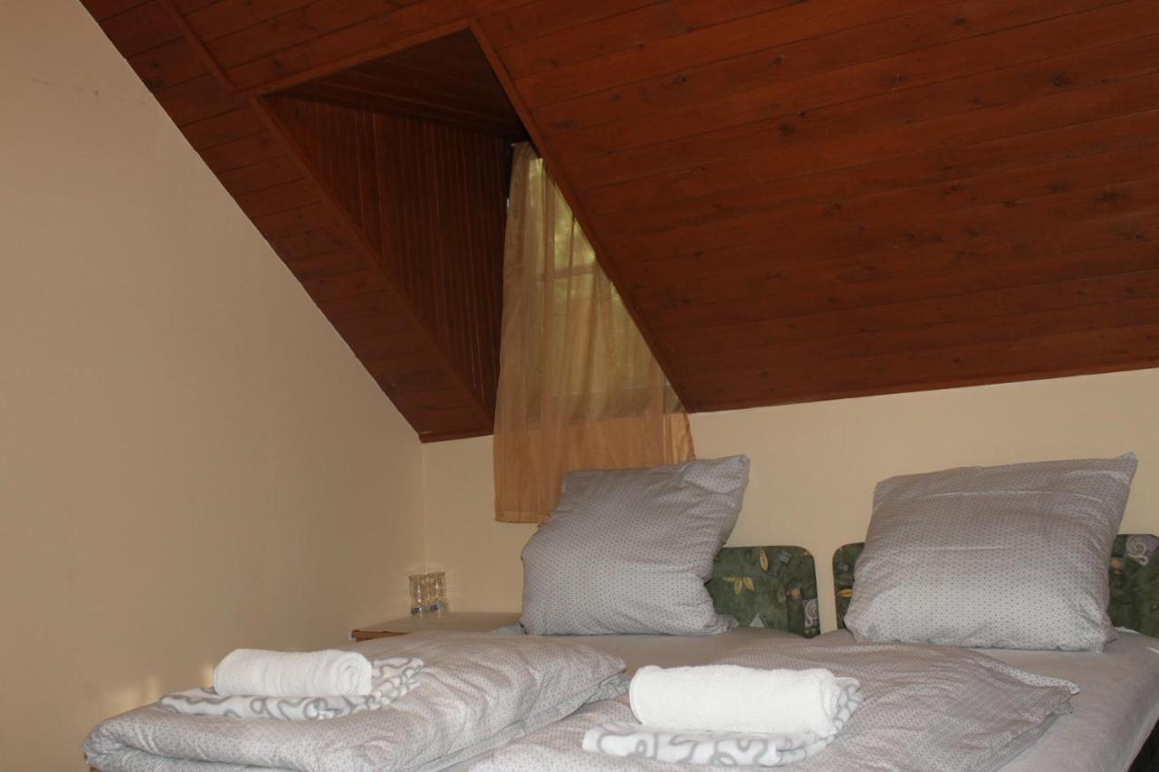 Koloska Apartmanhaz บาลาตอนฟือเรด ภายนอก รูปภาพ