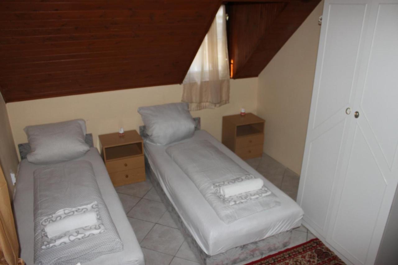 Koloska Apartmanhaz บาลาตอนฟือเรด ภายนอก รูปภาพ